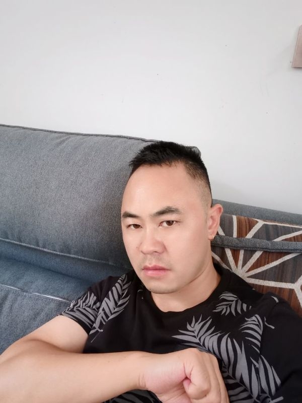 不负遇见的第一张照片--凉山王婆说媒